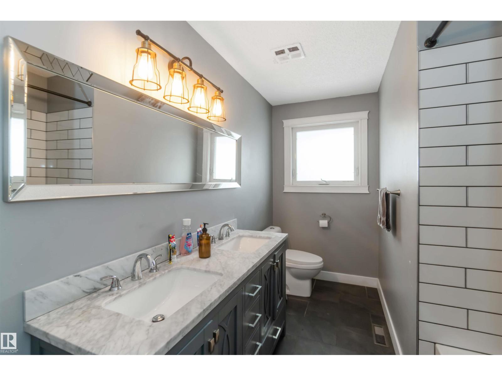 6 Garraway PL, St. Albert