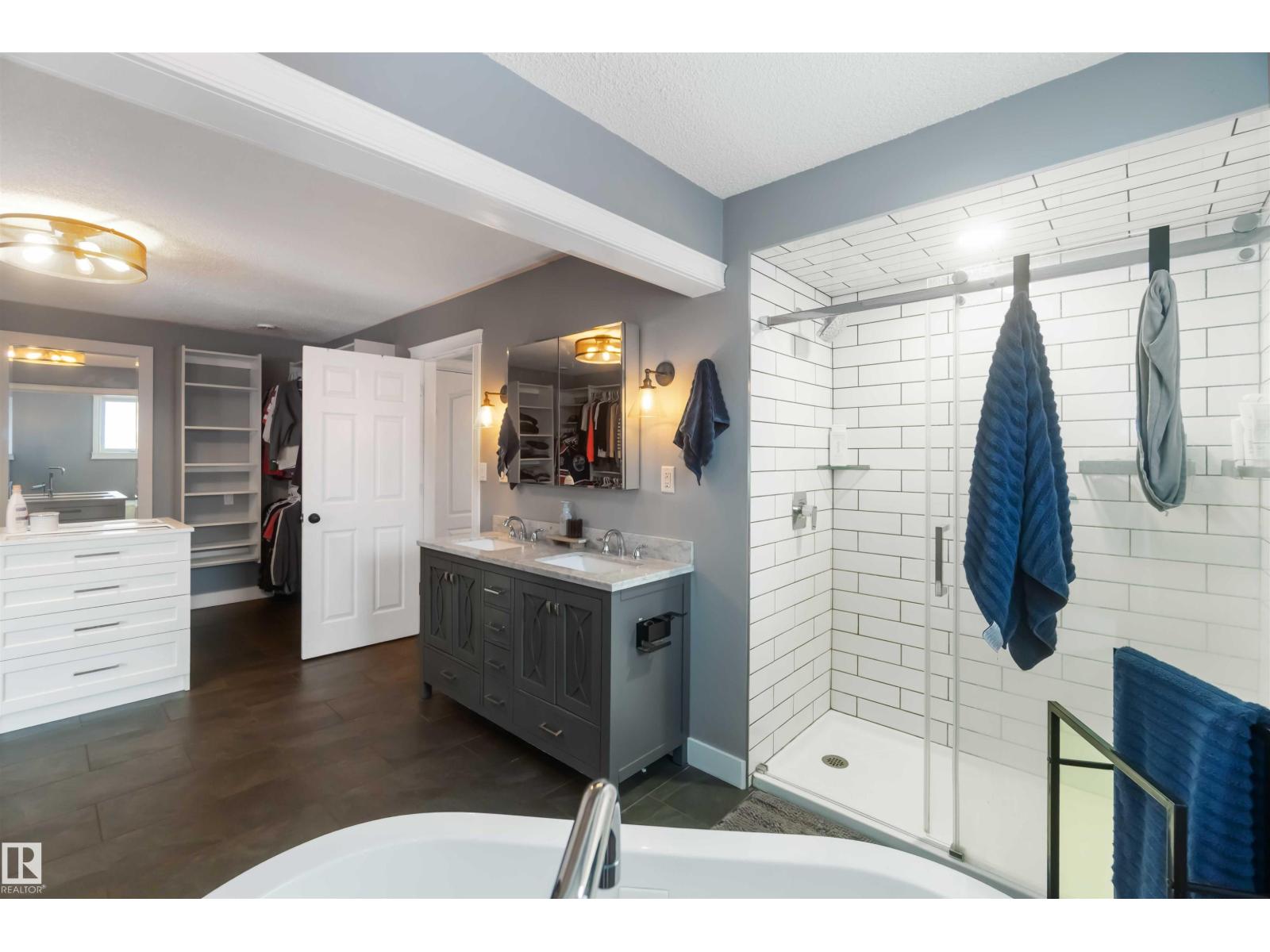 6 Garraway PL, St. Albert