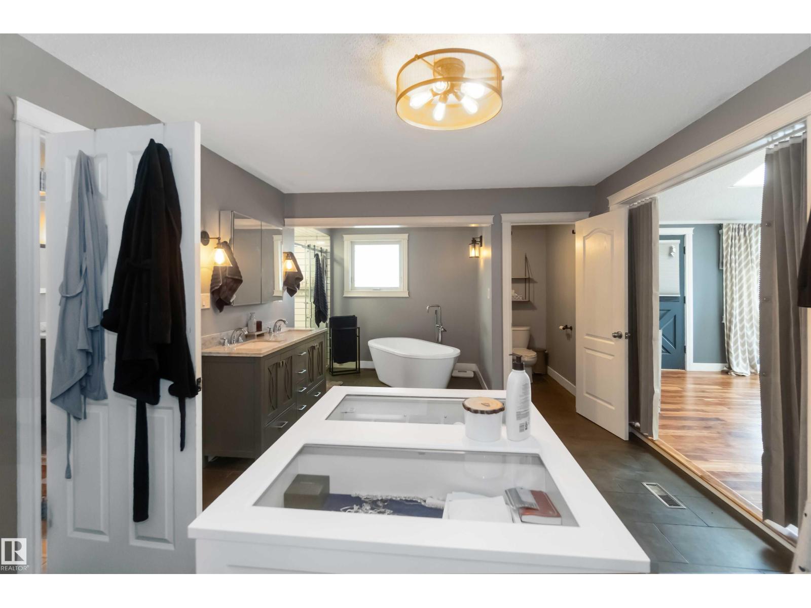 6 Garraway PL, St. Albert