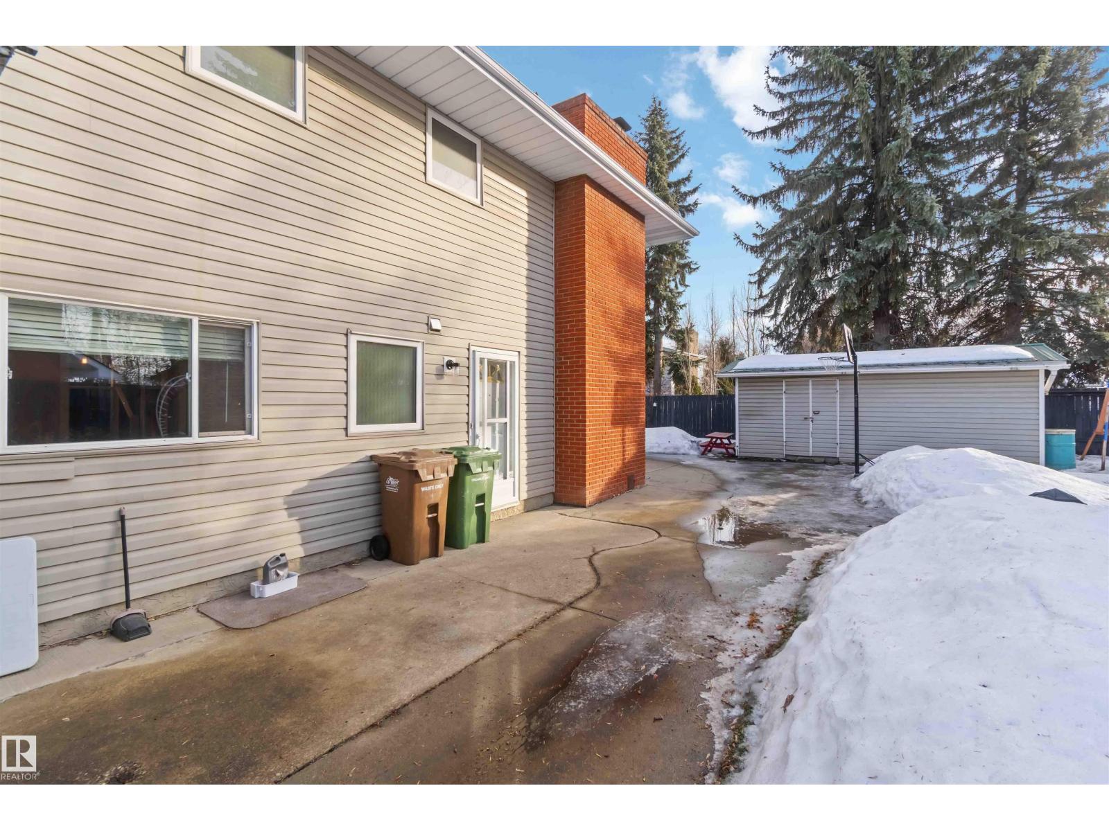 6 Garraway PL, St. Albert