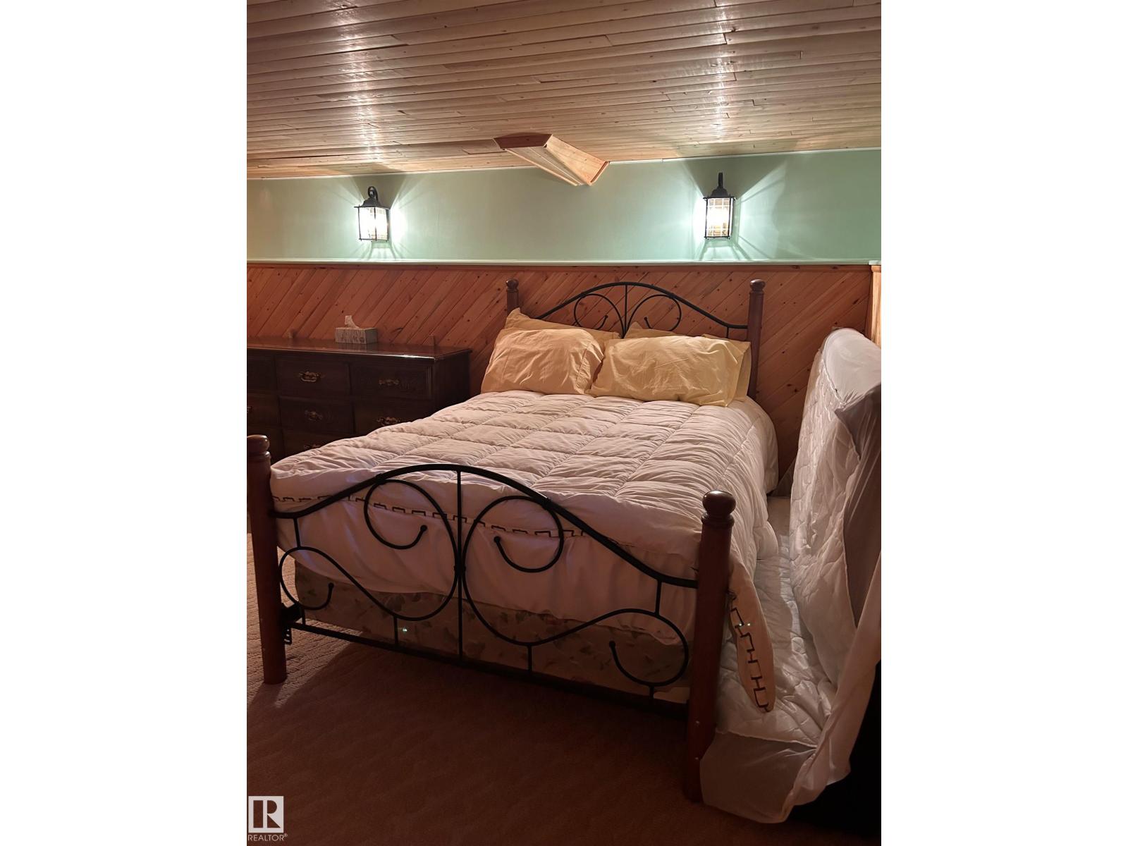 109 BROKEN PADDLE DR NW NW - 22