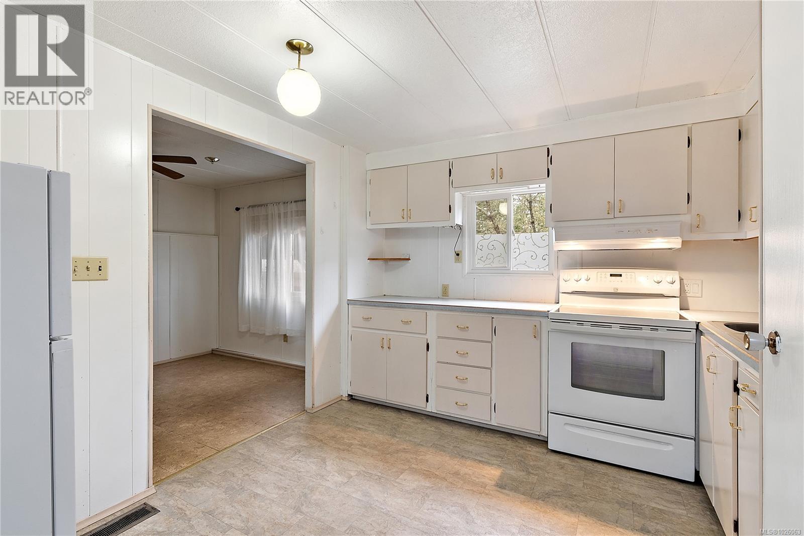 74 2500 Florence Lake Road, Langford