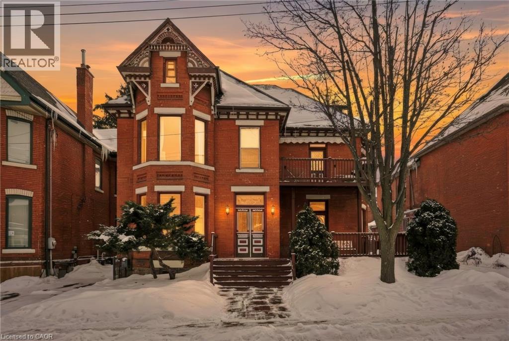 27 ONTARIO Avenue - 1