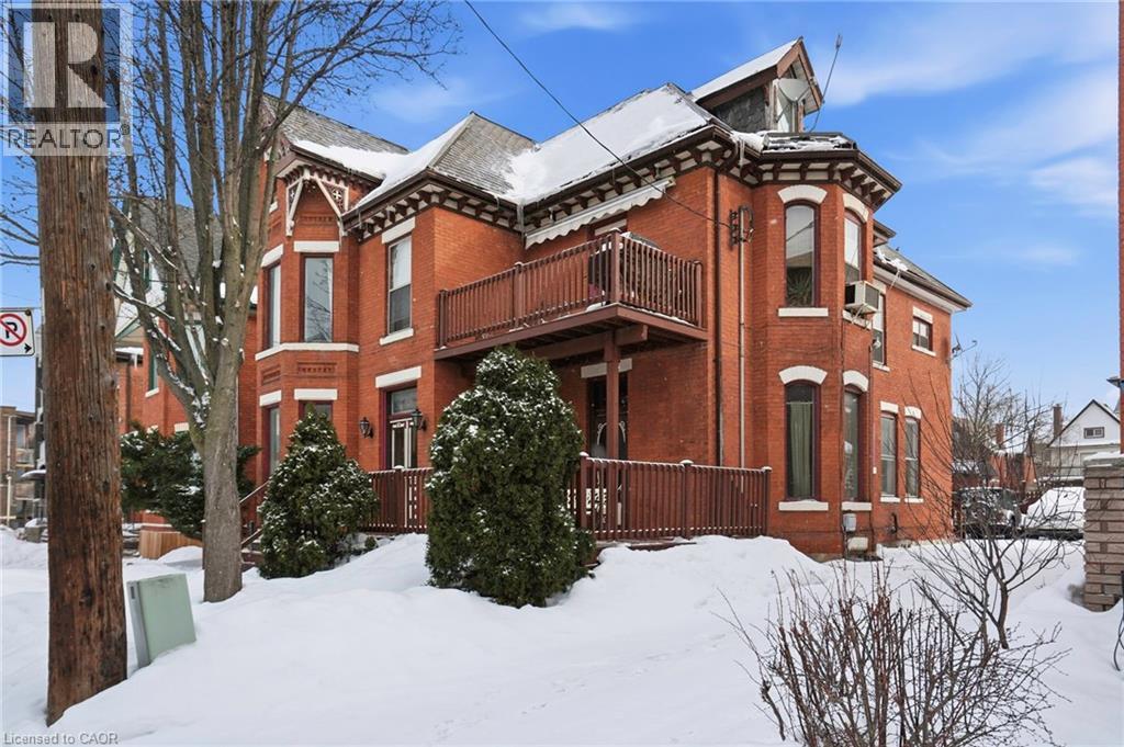 27 ONTARIO Avenue - 2