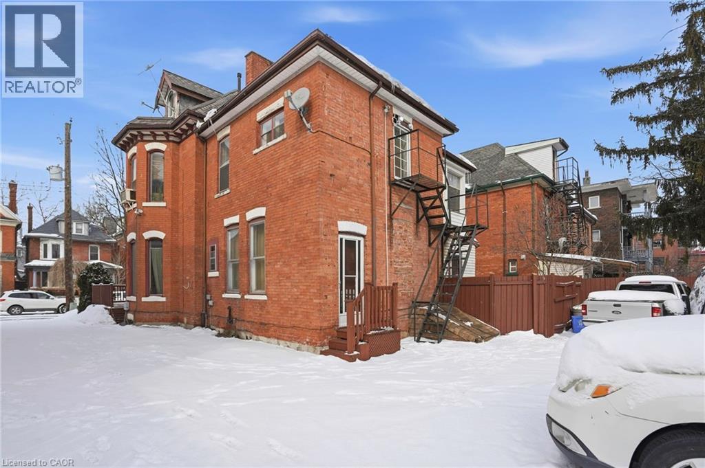 27 ONTARIO Avenue - 25