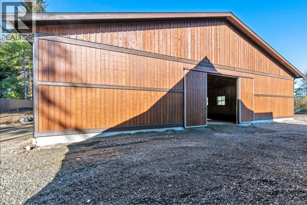 Industrial in Sooke - Image 23