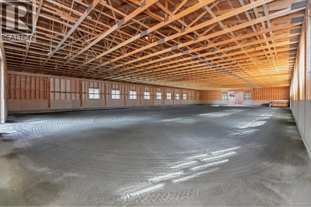 Industrial in Sooke - Image 25
