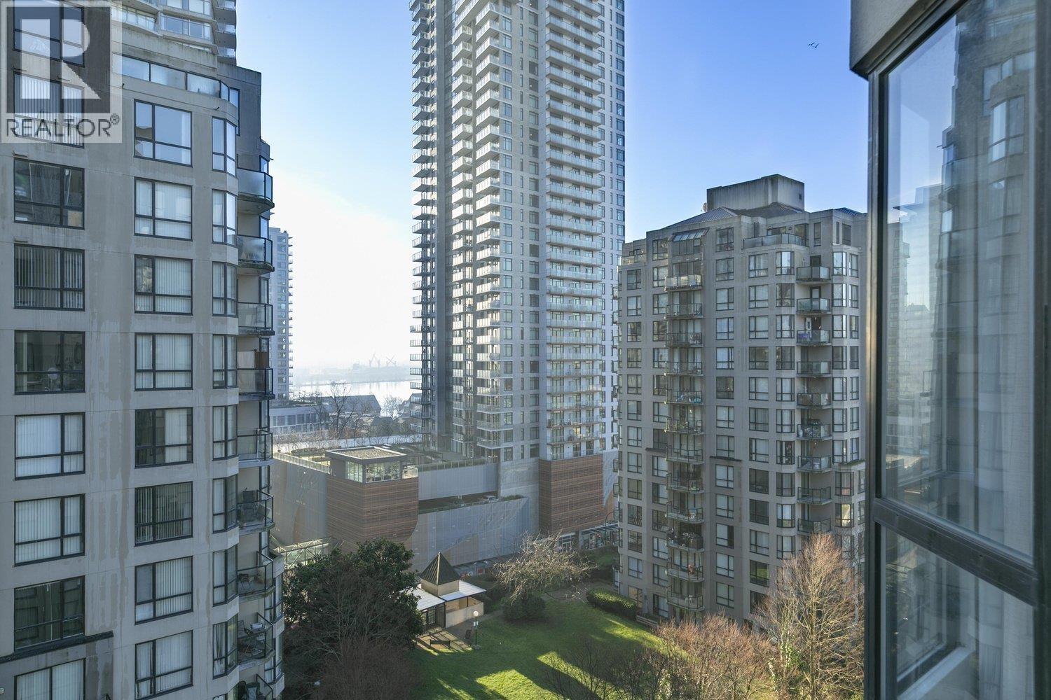 1003 838 AGNES STREET, New Westminster