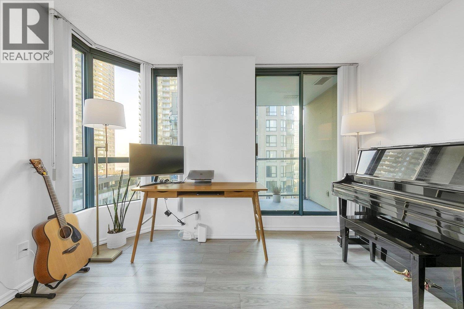 1003 838 AGNES STREET, New Westminster