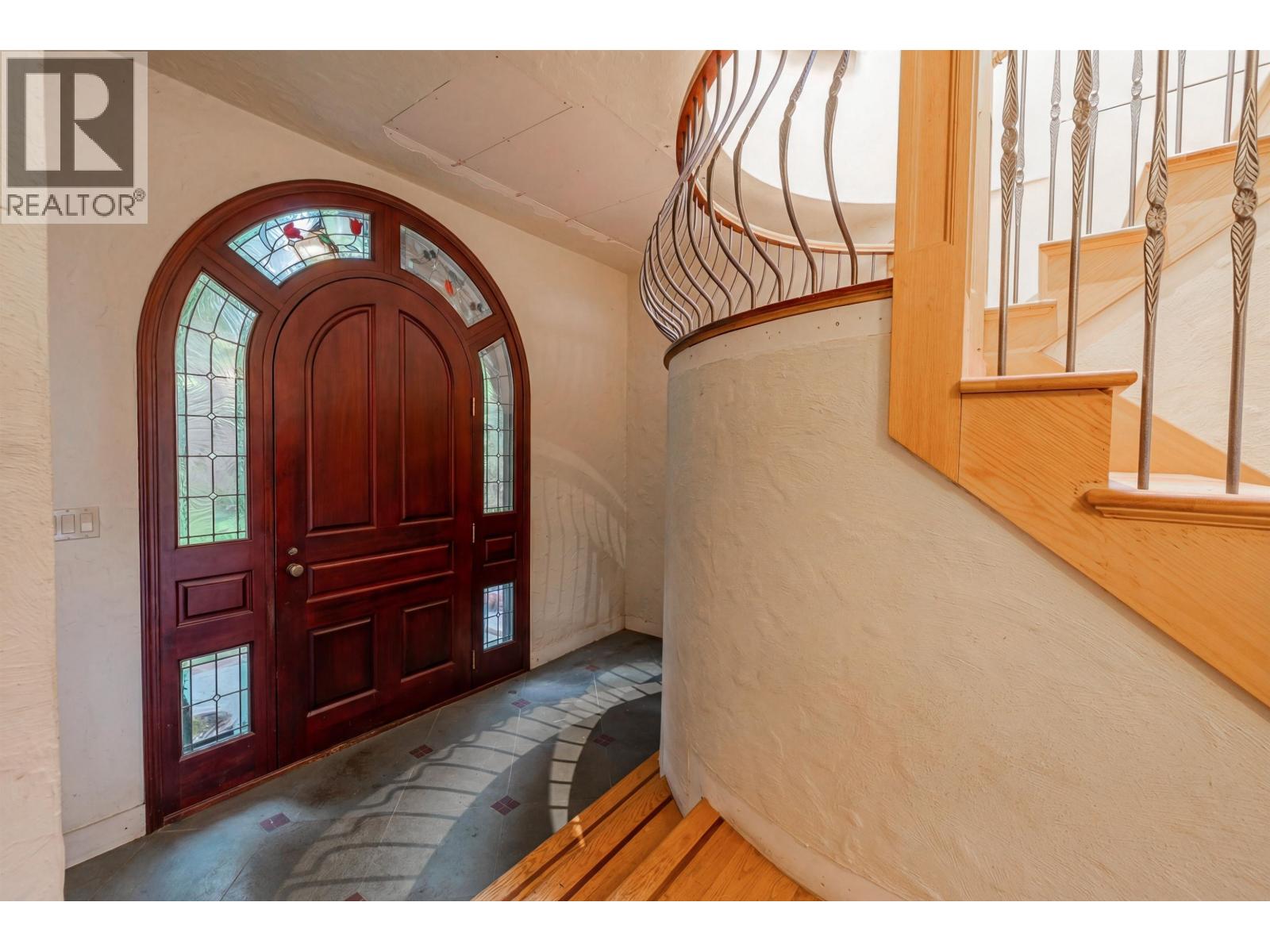 1650 PALMERSTON AVENUE, West Vancouver