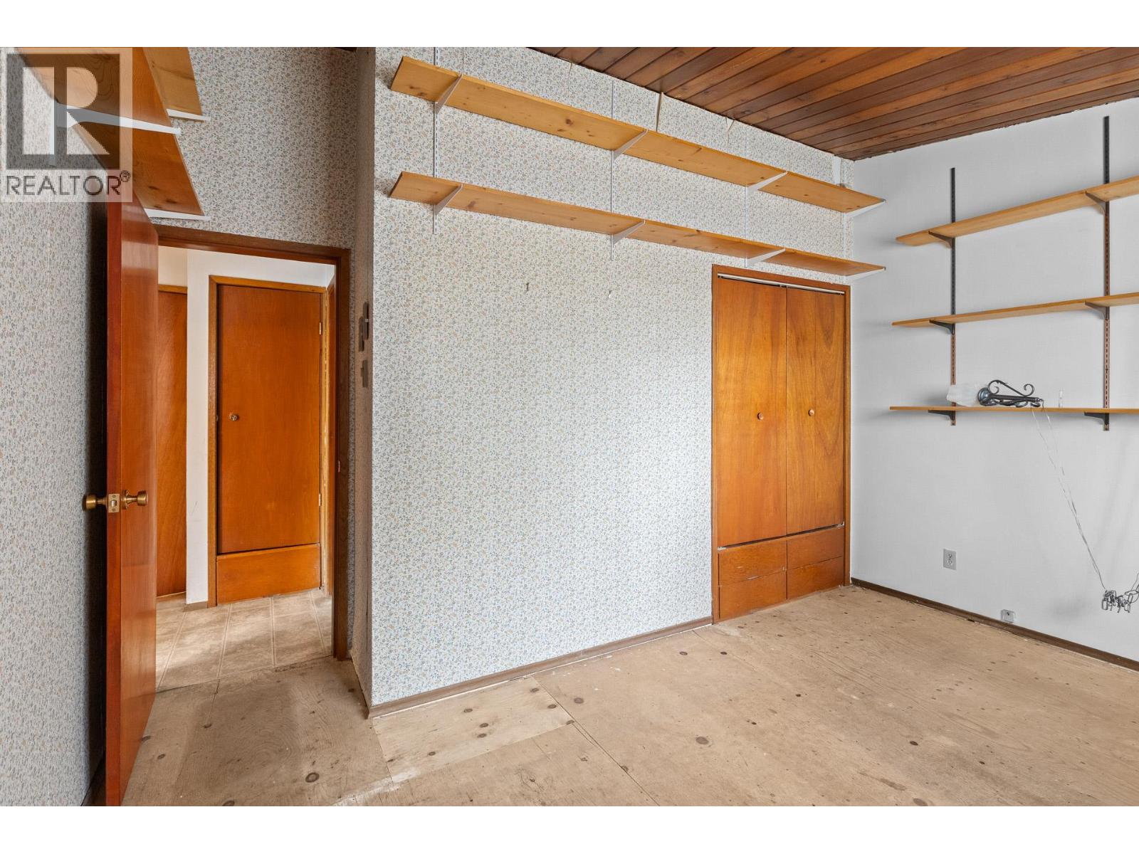  4708 Gordon Drive, Kelowna