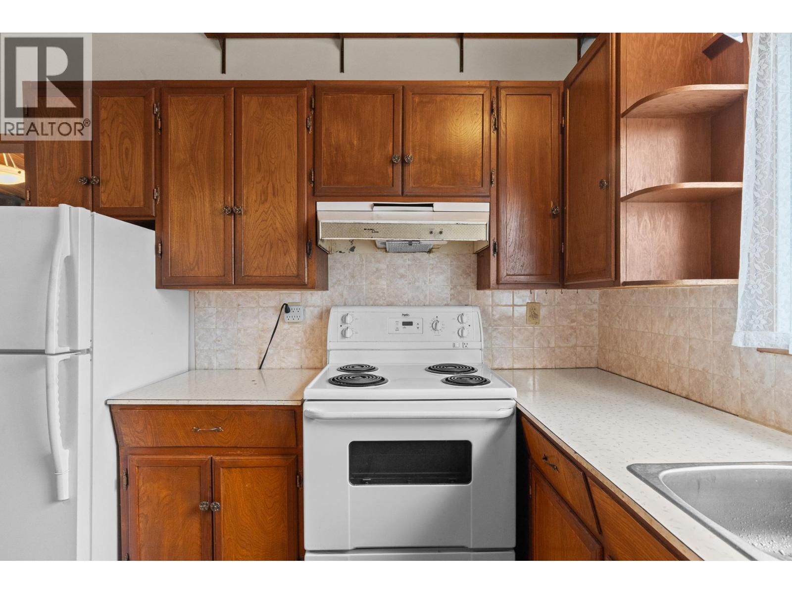  4708 Gordon Drive, Kelowna