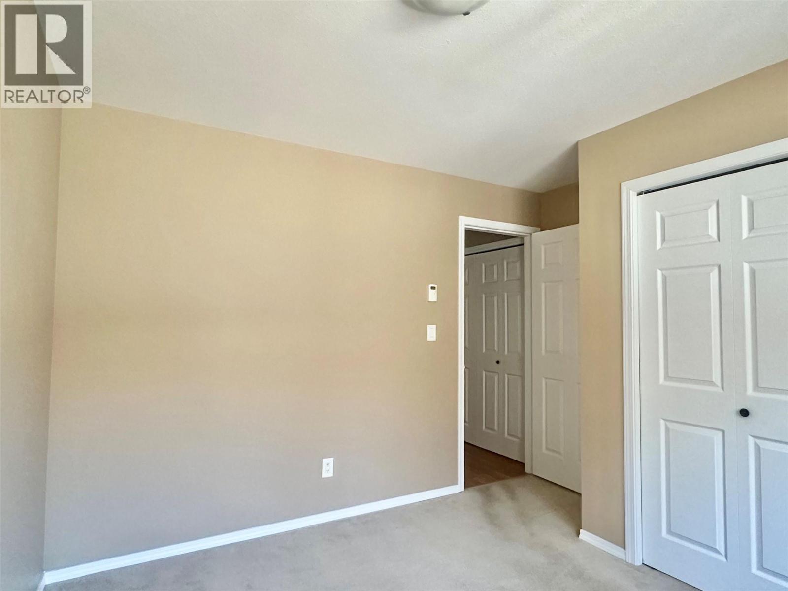 6514 Meadows Drive Unit# 19, Oliver