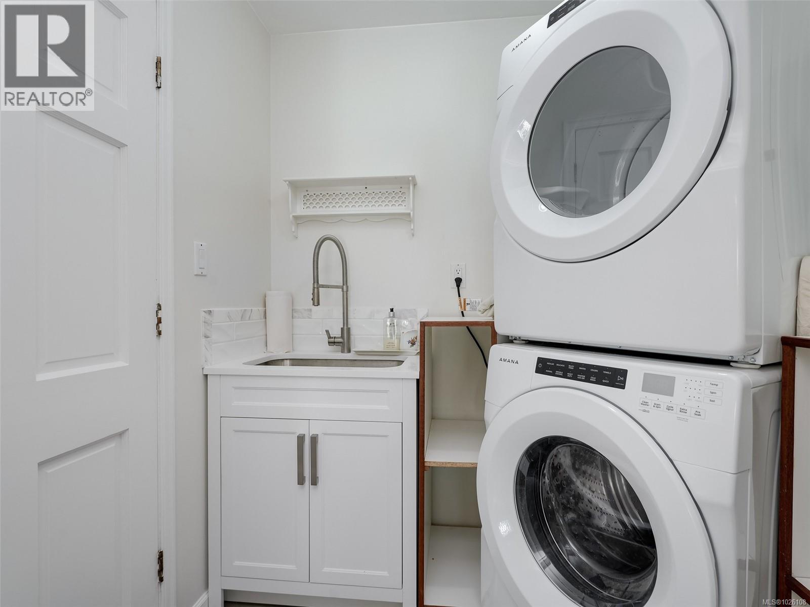  4860 Excelsior Road, Saanich