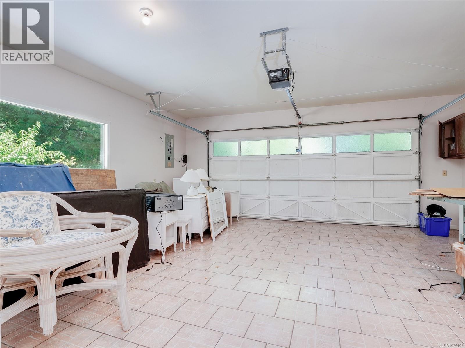  4860 Excelsior Road, Saanich