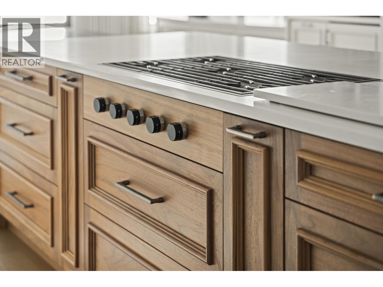 11 2250 BELLEVUE AVENUE, West Vancouver