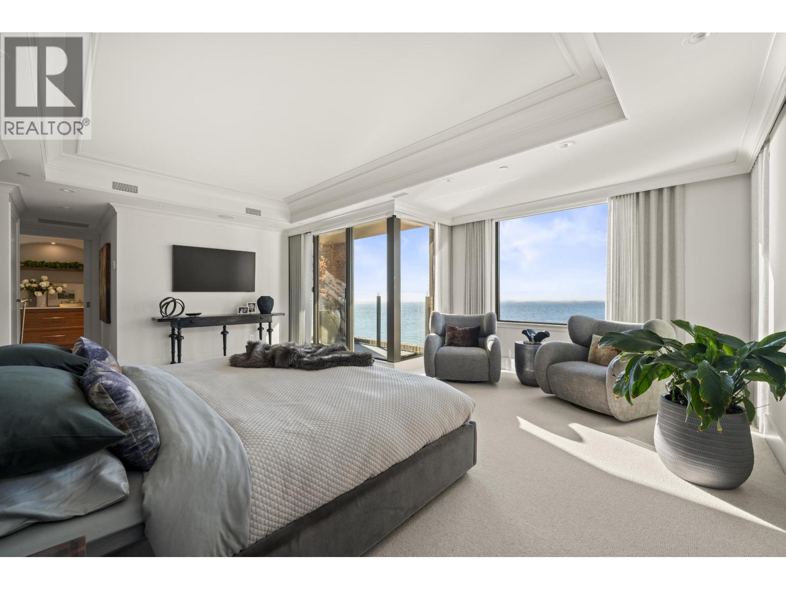 11 2250 BELLEVUE AVENUE, West Vancouver