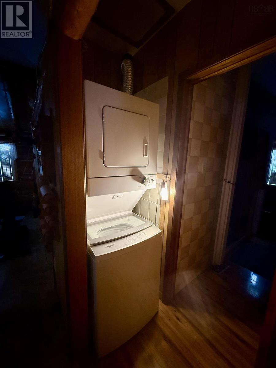 Property 18 of 18 of 219 West River East Side Road