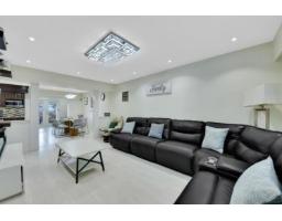 9068 146a Street, Surrey, BC V3R6X7 Photo 11