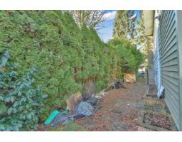 9068 146a Street, Surrey, BC V3R6X7 Photo 32