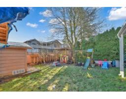9068 146a Street, Surrey, BC V3R6X7 Photo 34