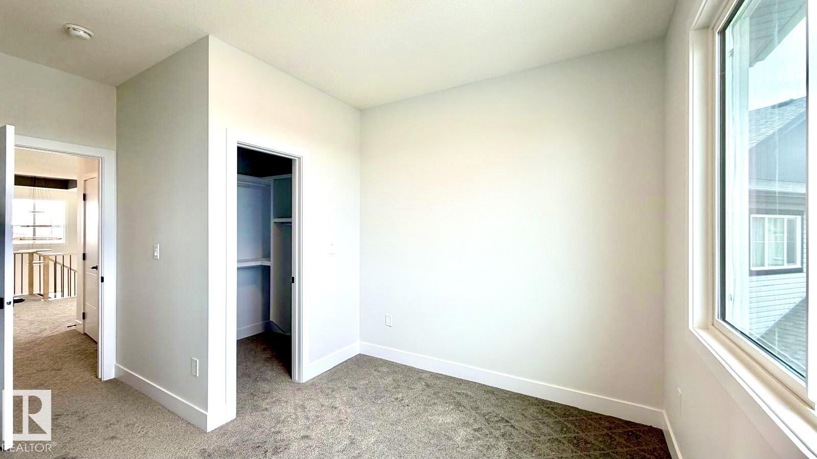 34 ASTORIA PL, Devon