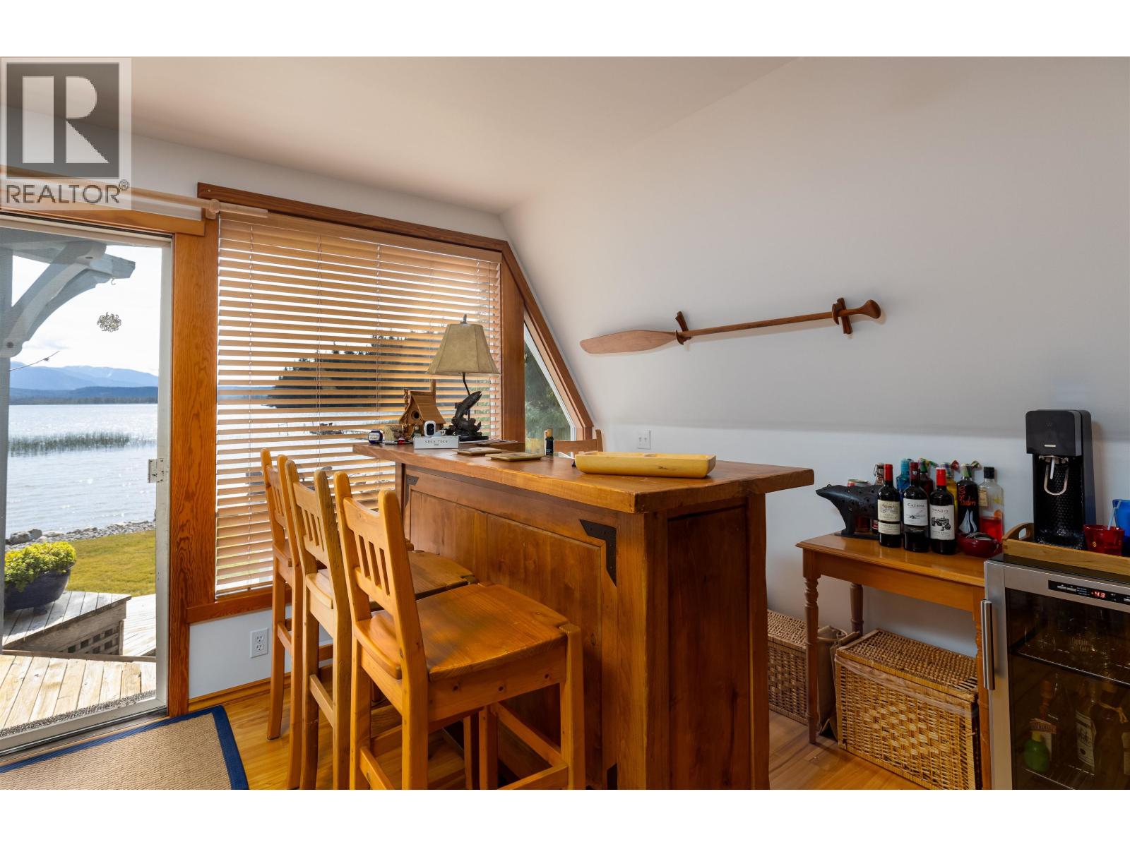 4685 LAKESIDE DRIVE - 4