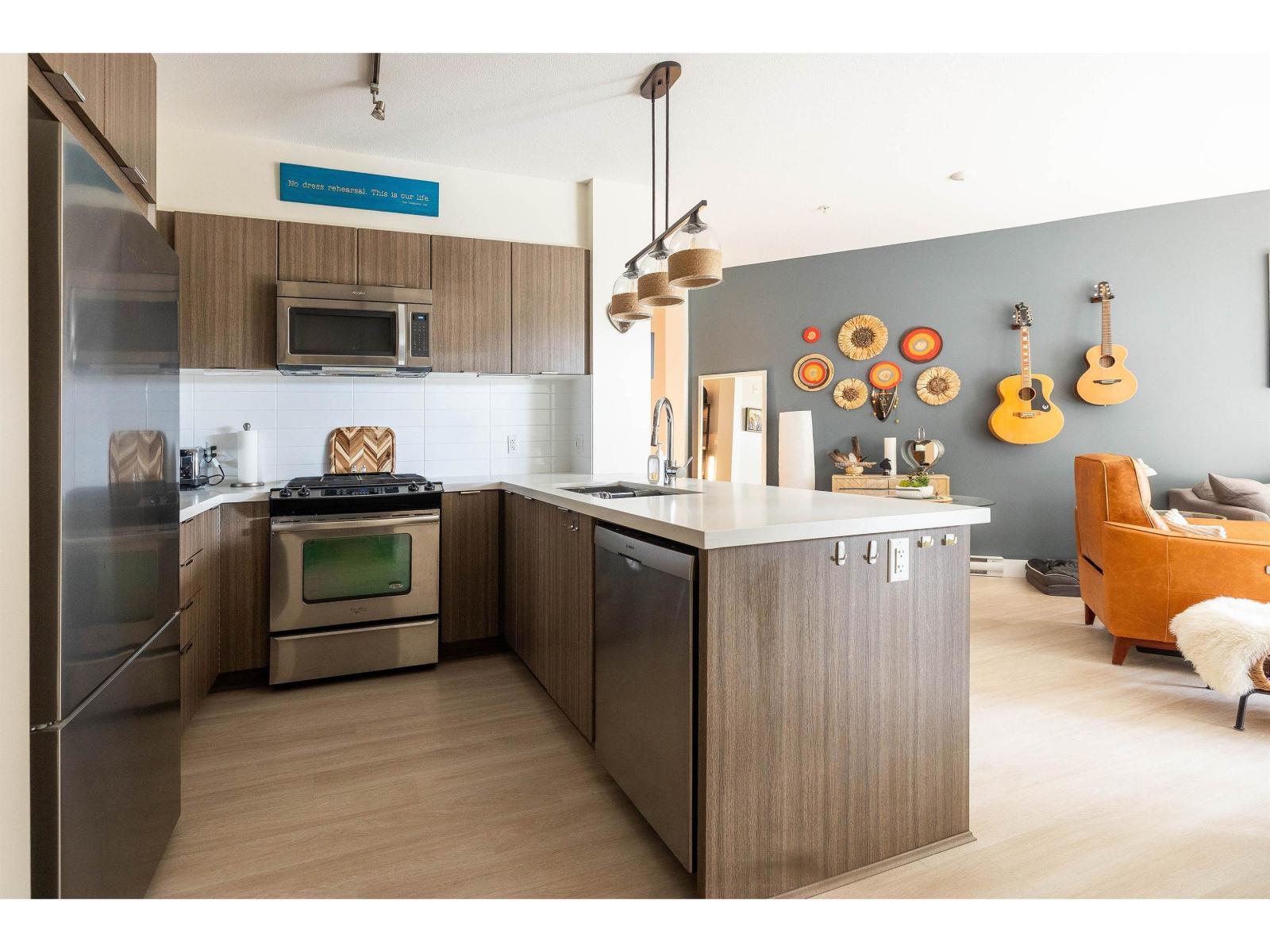 114 3323 151 Street - photo 2