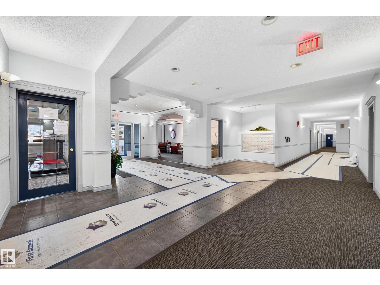 #301 10511 42 AV NW, Edmonton