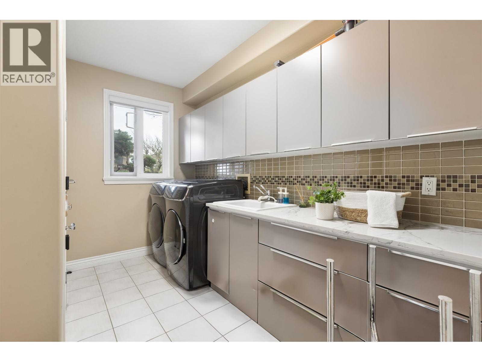 7371 MANNING COURT, Richmond