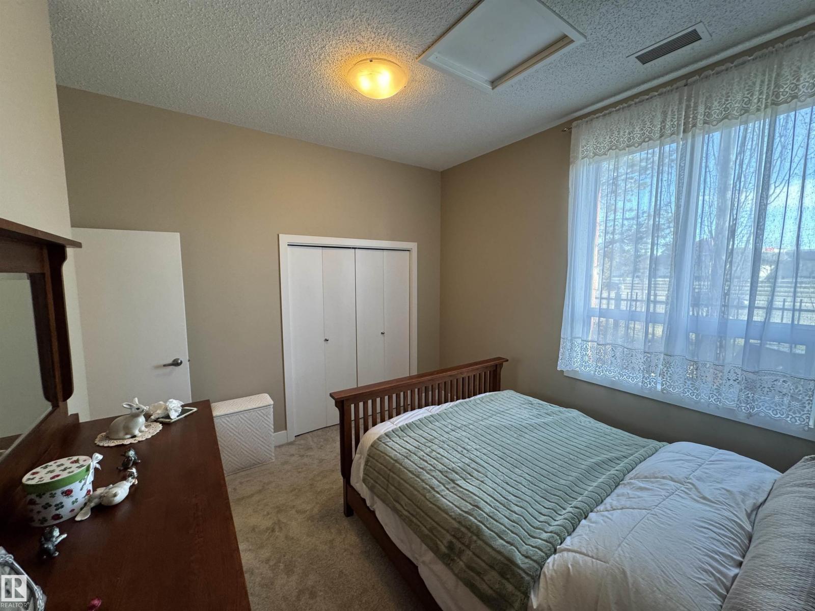 #115 6608 28 AV NW, Edmonton