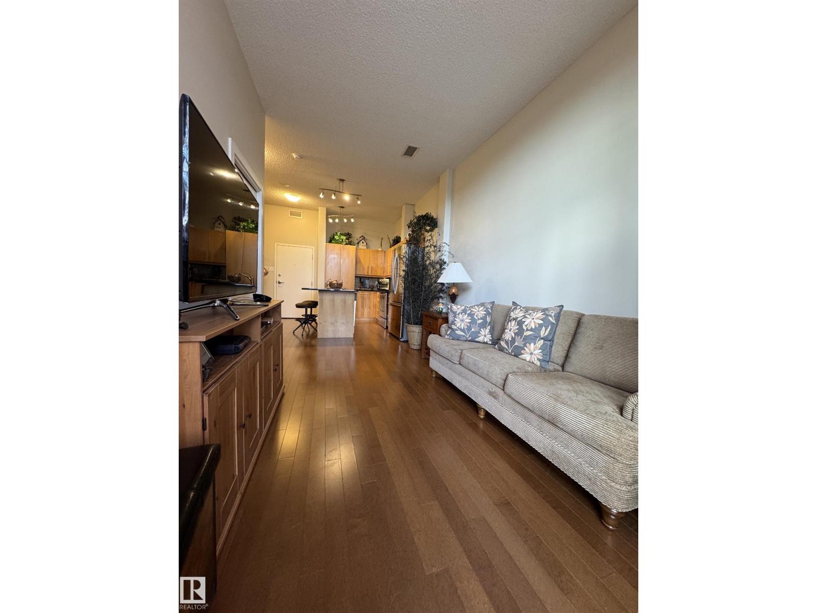 #115 6608 28 AV NW, Edmonton