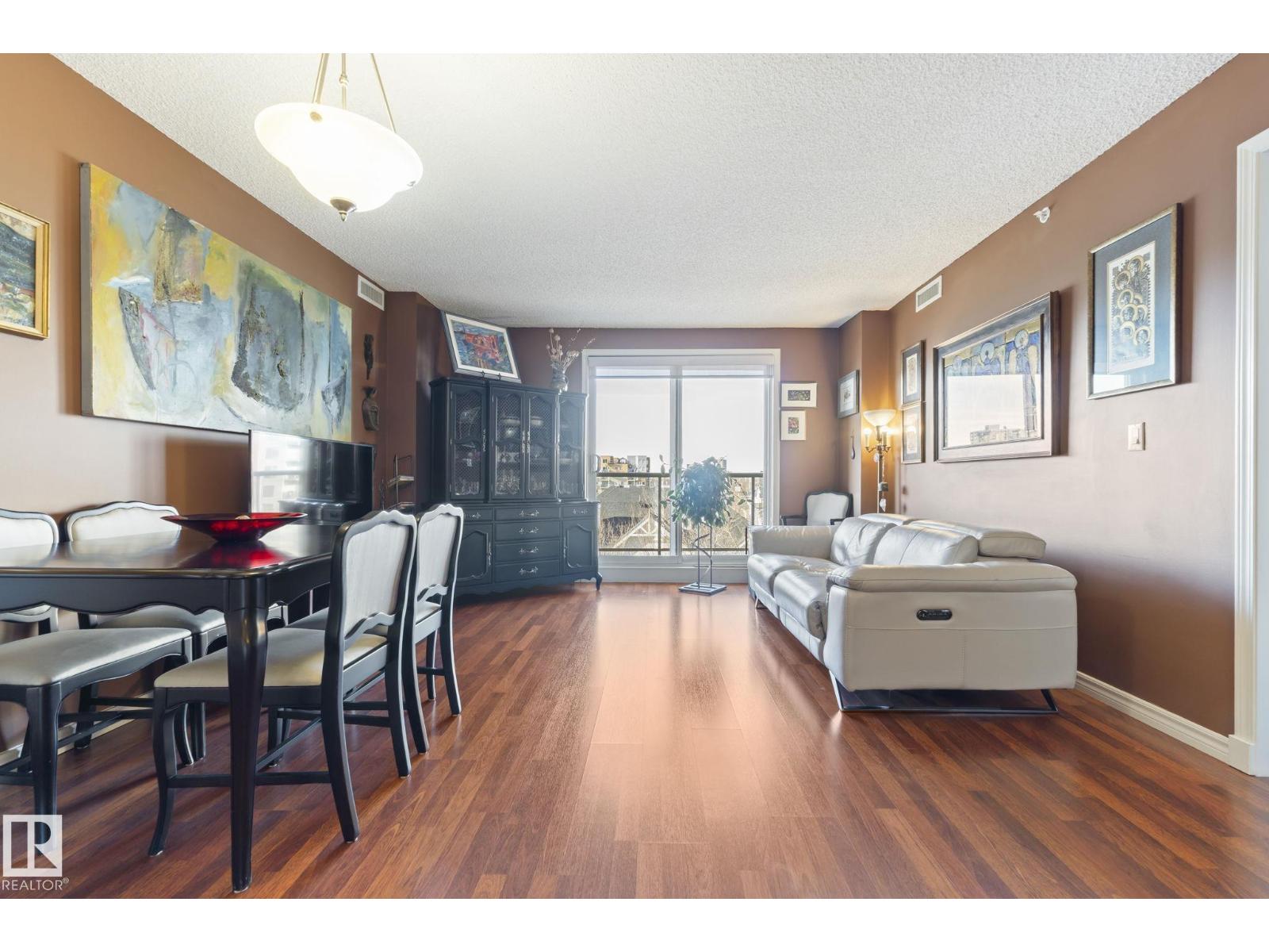 #506 10909 103 AV NW, Edmonton