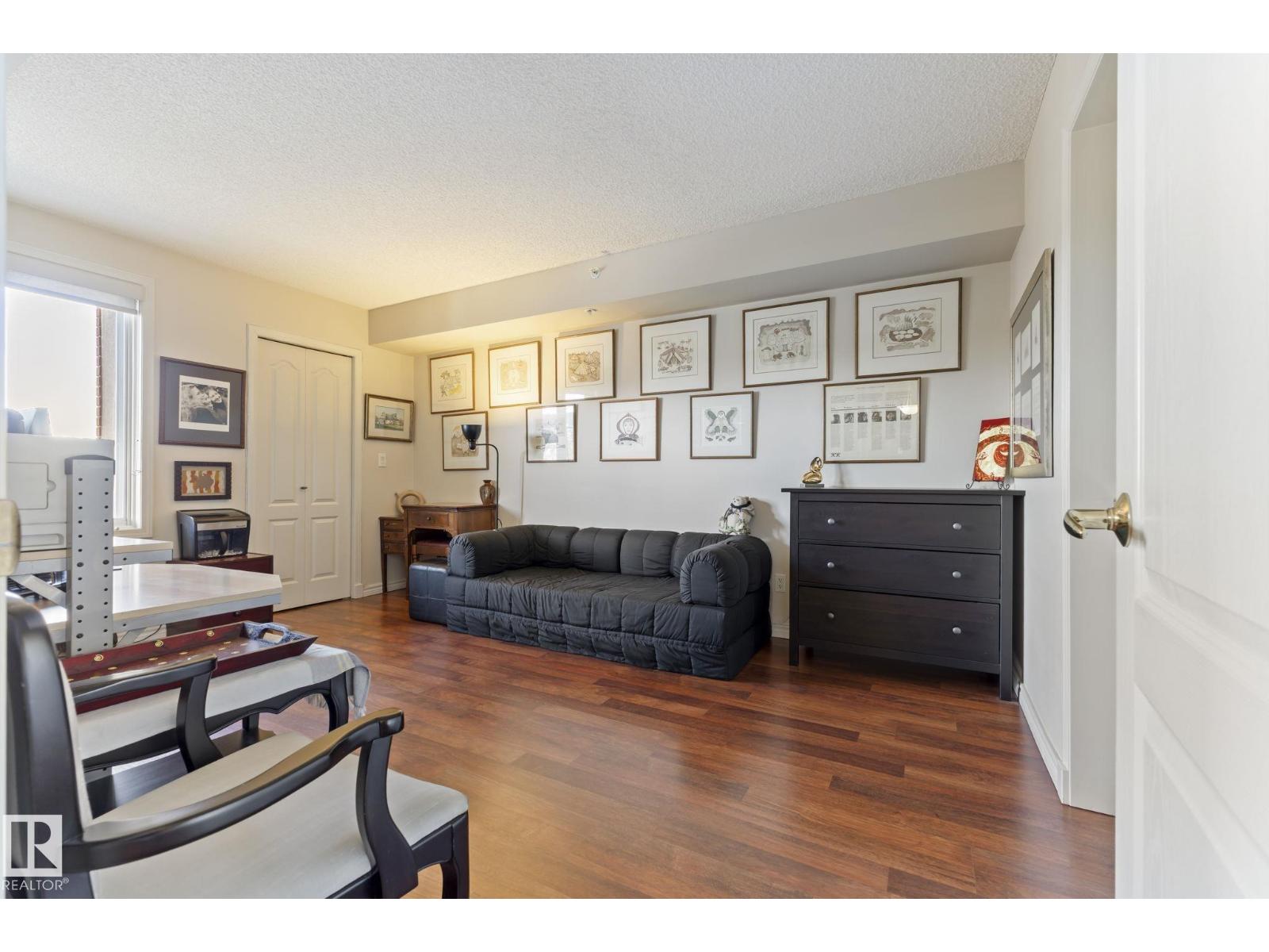 #506 10909 103 AV NW, Edmonton