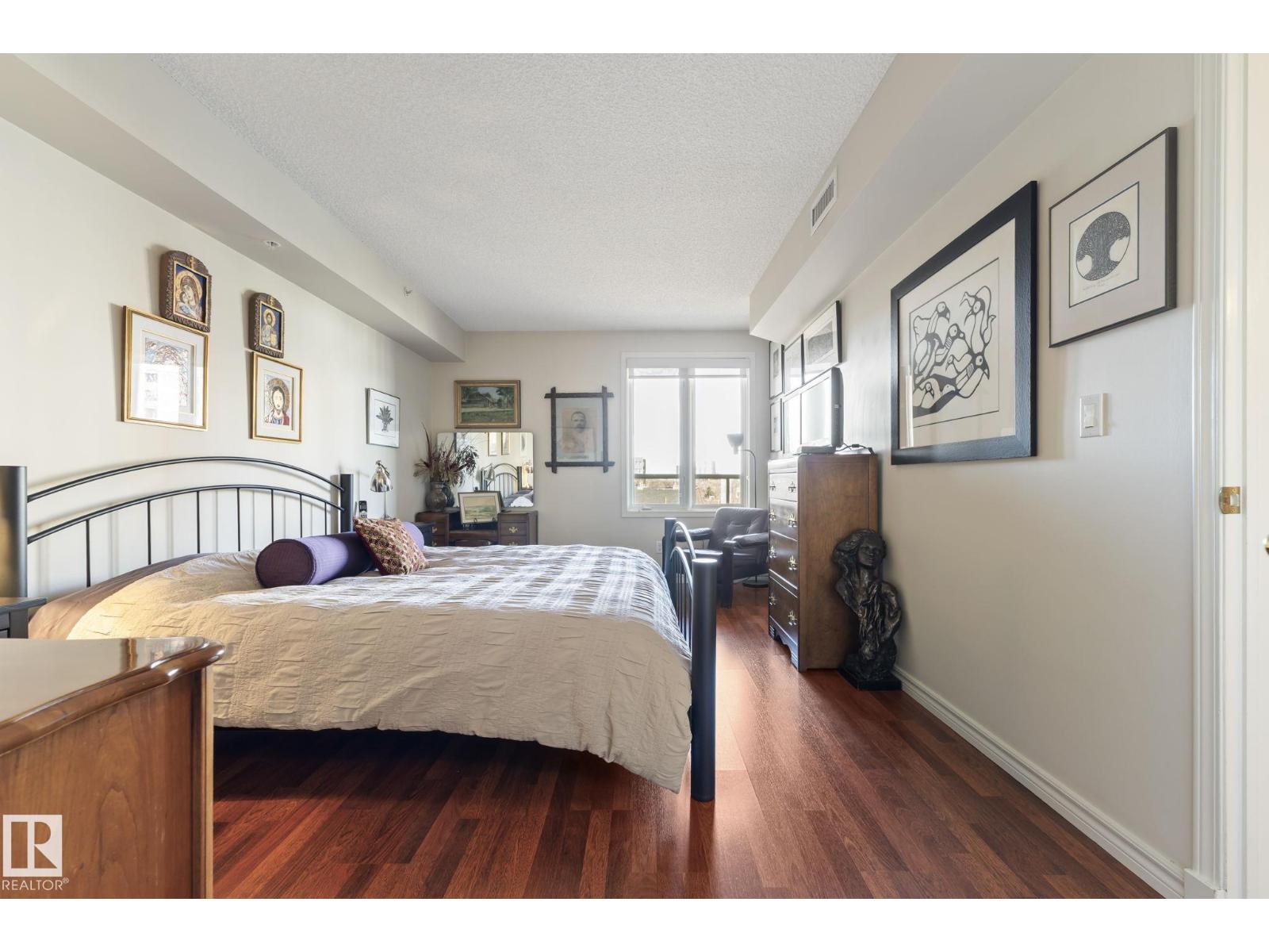 #506 10909 103 AV NW, Edmonton