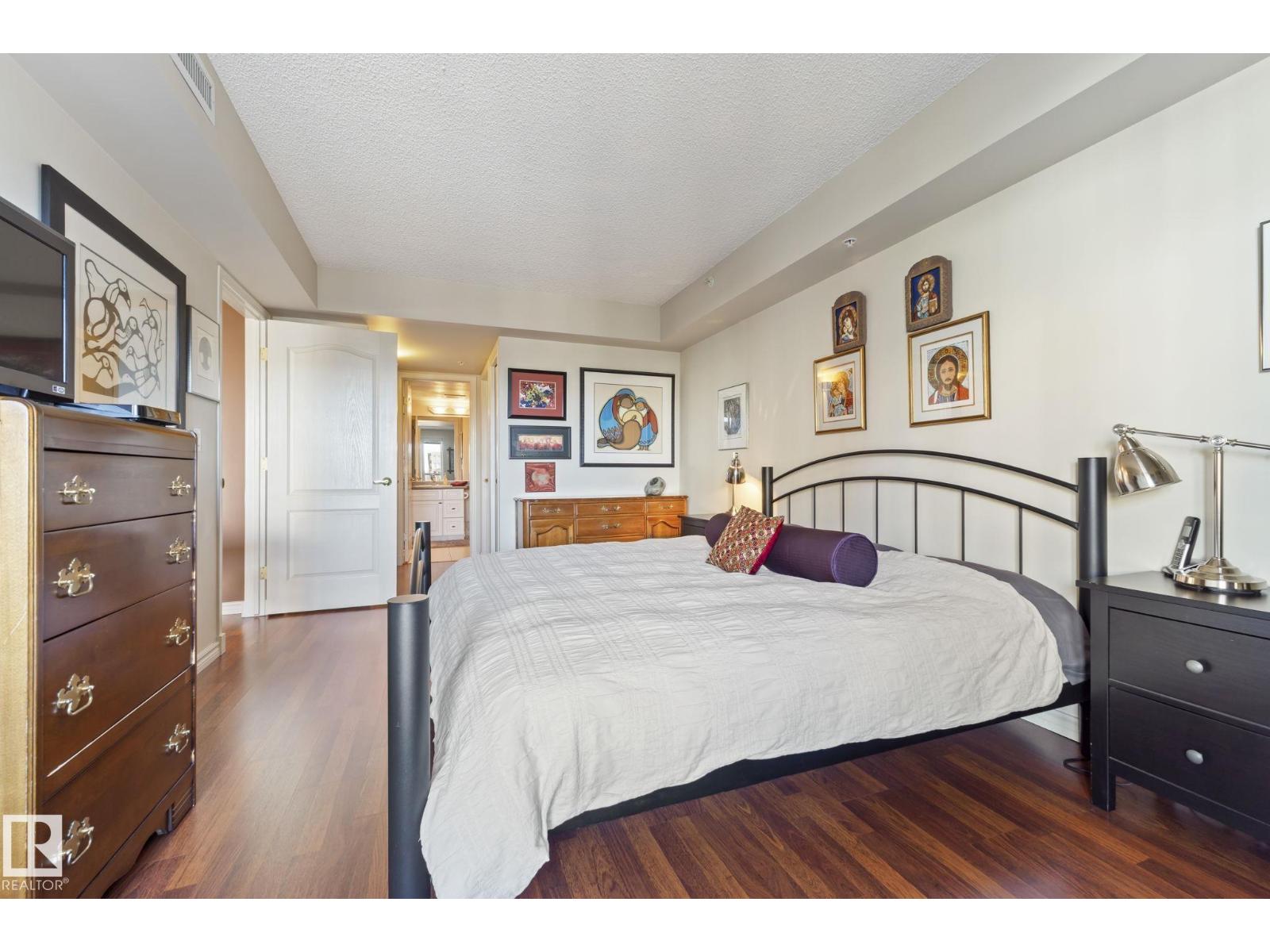 #506 10909 103 AV NW, Edmonton