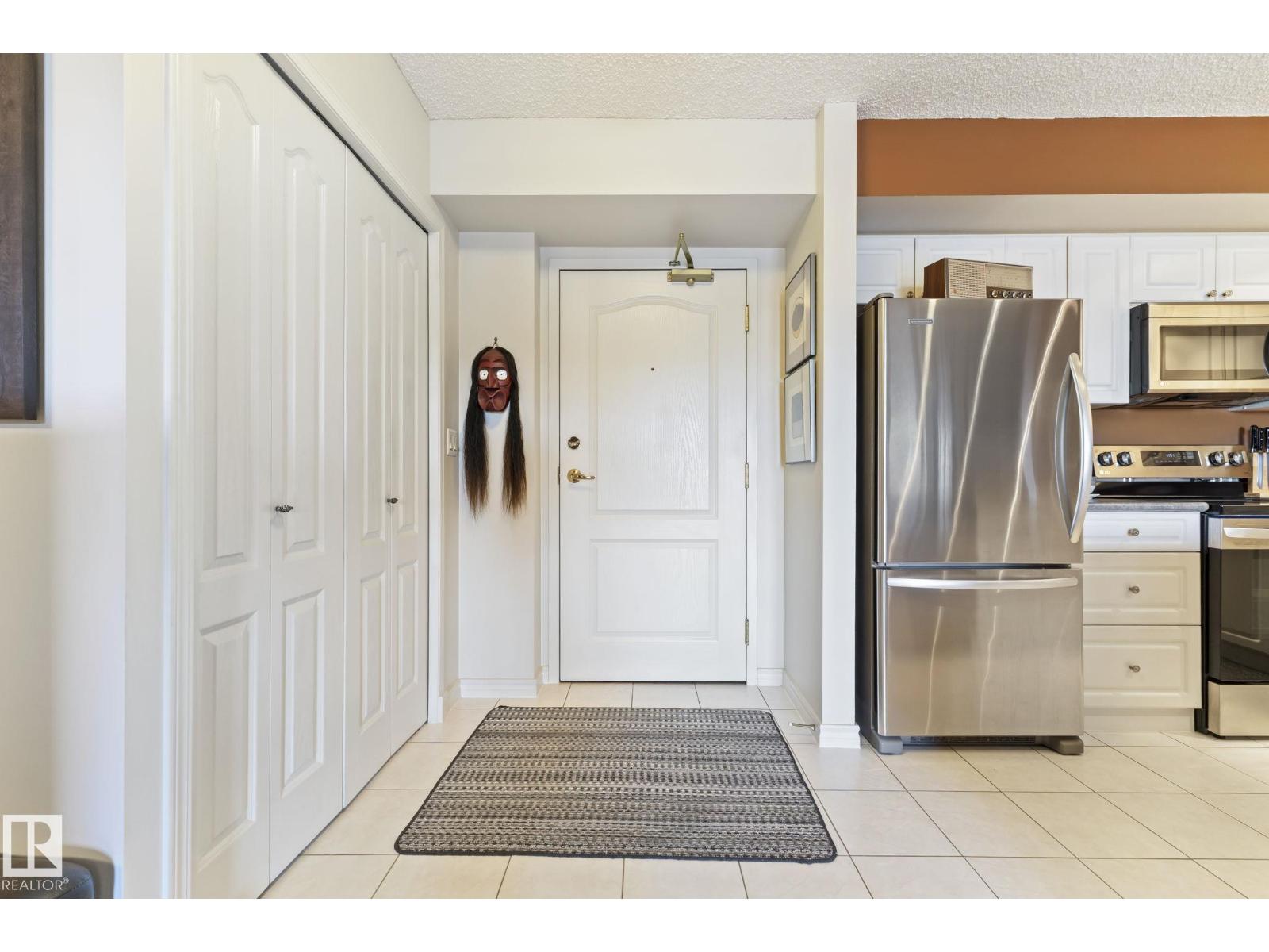 #506 10909 103 AV NW, Edmonton