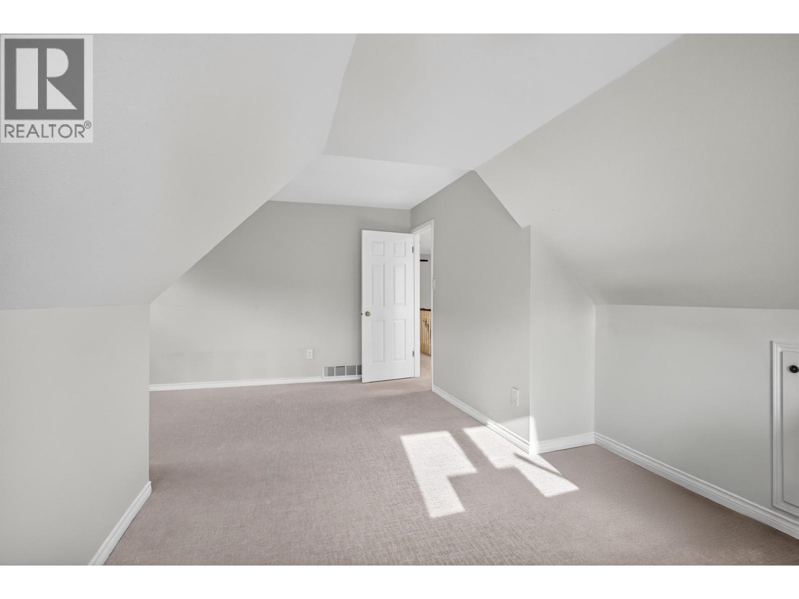 5551 FLOYD AVENUE, Richmond