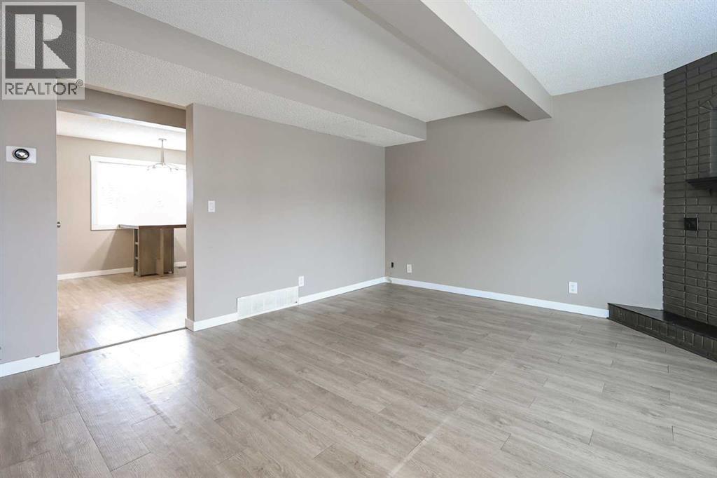 30 Ellenwood Drive, Red Deer