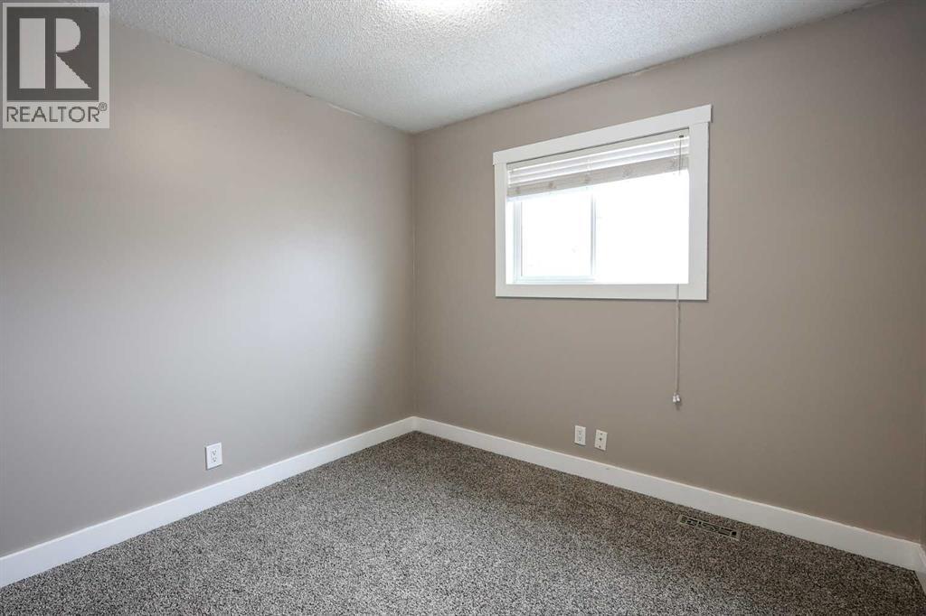 30 Ellenwood Drive, Red Deer