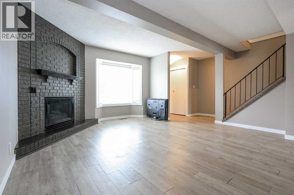 30 Ellenwood Drive, Red Deer