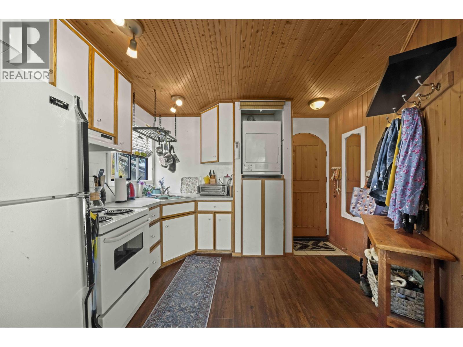 10 23000 DYKE ROAD, Richmond