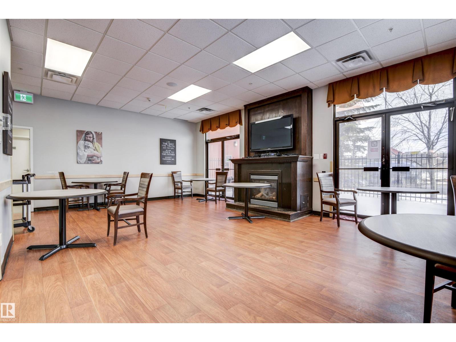 #1402 6608 28 AV NW, Edmonton