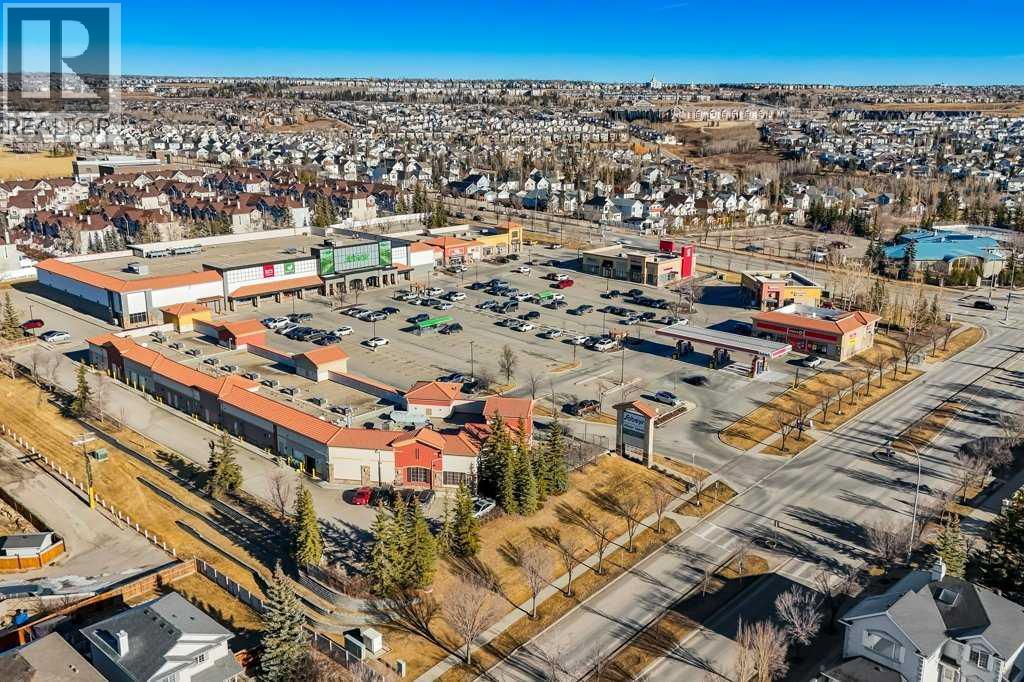 Single Family House for Sale in  Tuscany Drive NW Tuscany Calgary 