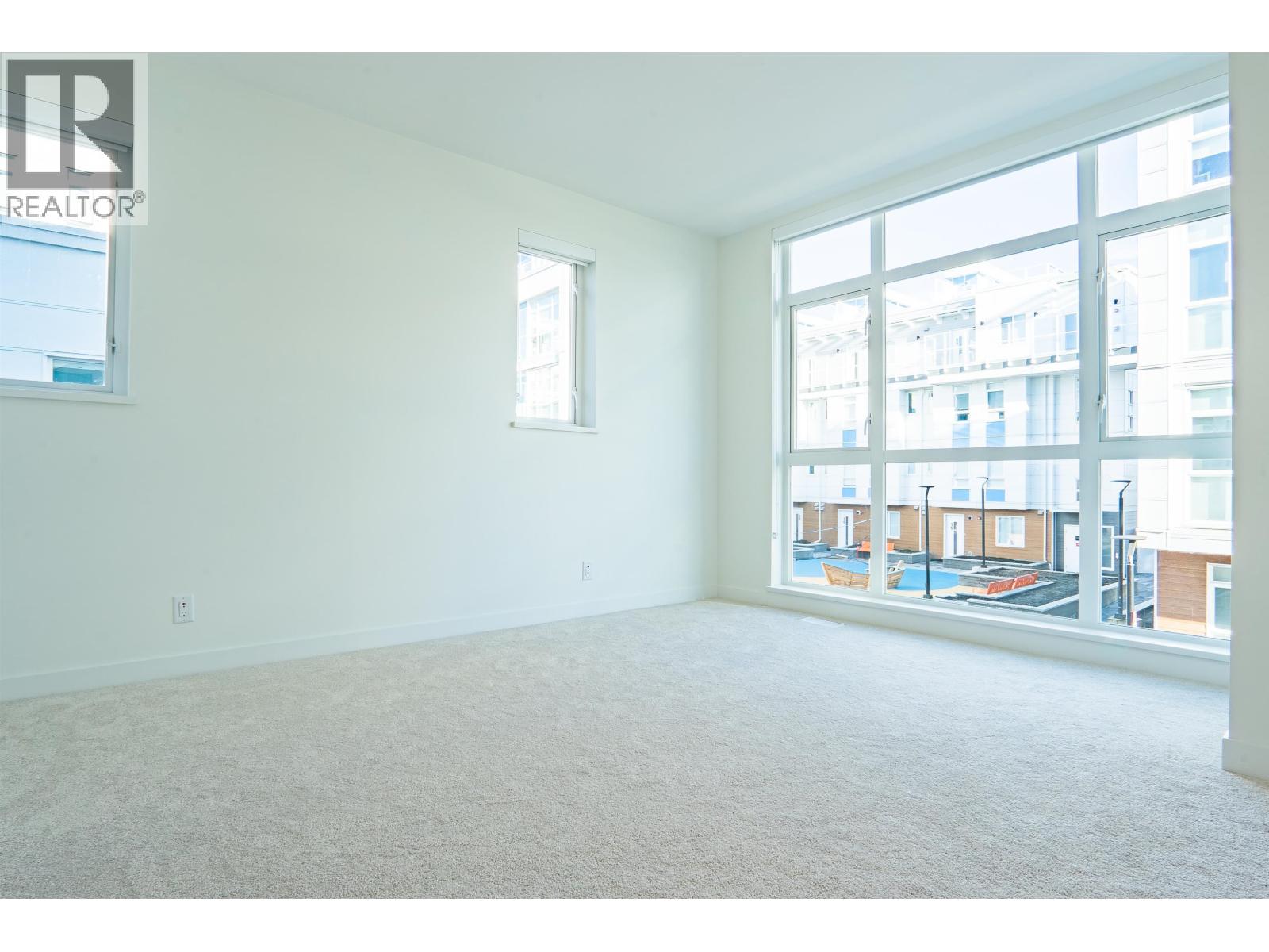 30 10333 RIVER DRIVE, Richmond