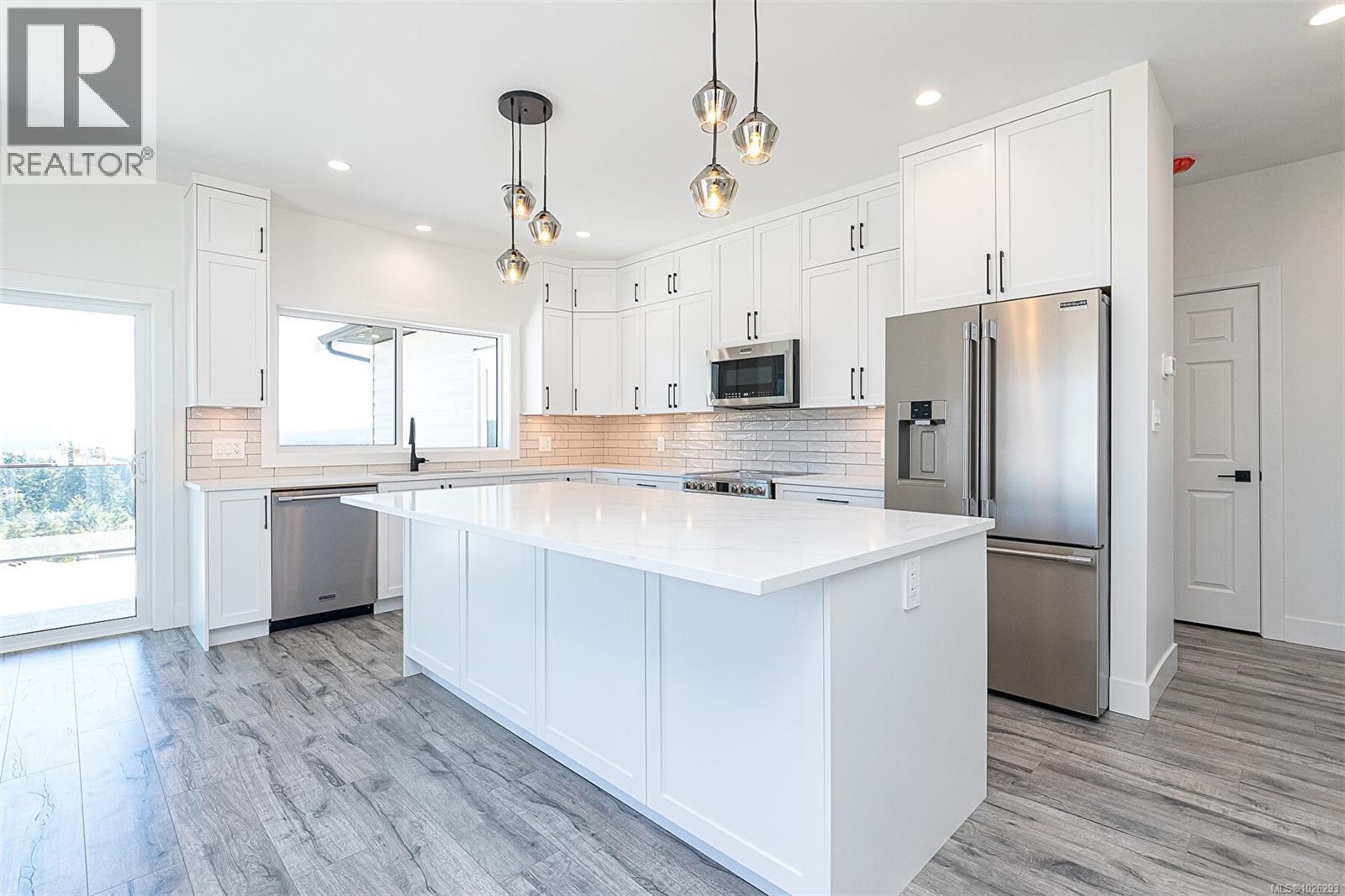 2605 Nickson Way, Sooke