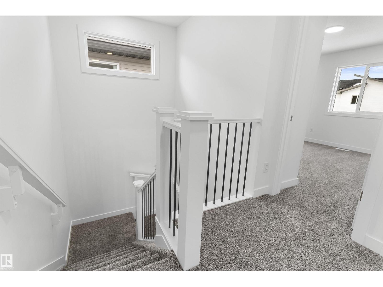 922 18 AV NW, Edmonton