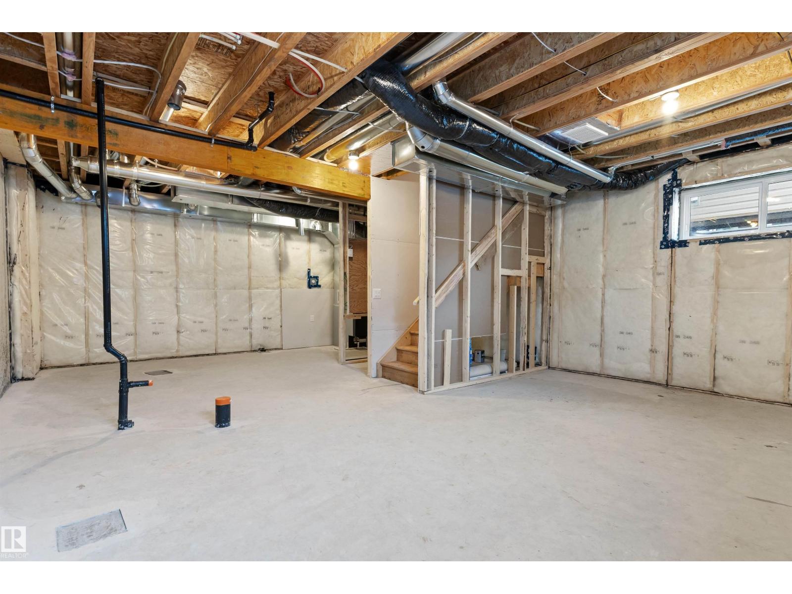 922 18 AV NW, Edmonton