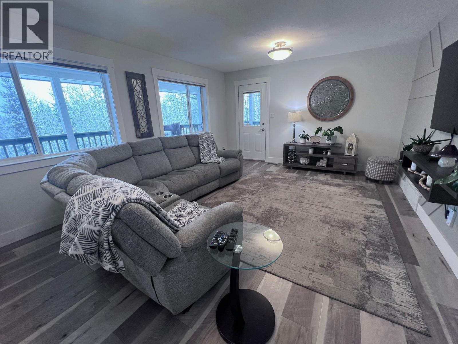 1141 HIGHLAND Road, Smithers