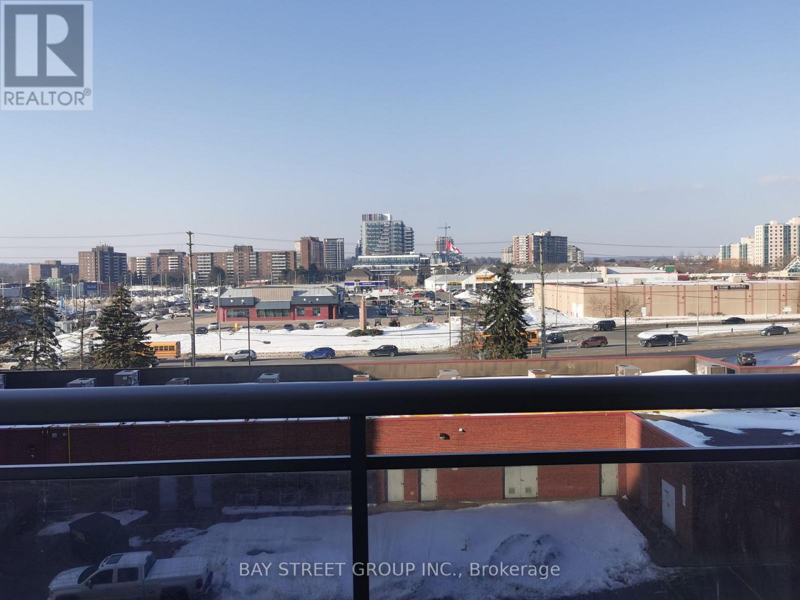 #419 9205 YONGE STREET - 23